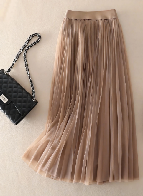 Jupe plissée beige